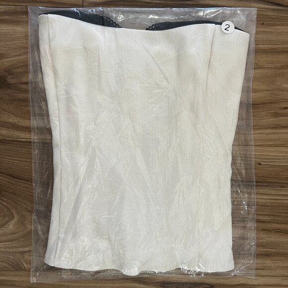 Reformation Melanie top l White | Christmas Sale | size 8 - Picture 5 of 7